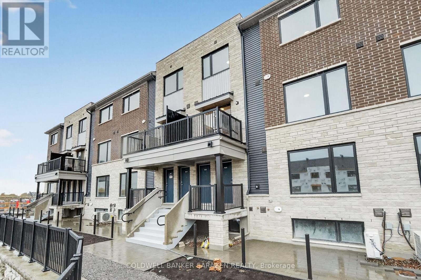 Photo de la propriété: 801 Glenroy Gilbert Drive 19 ON K2J 7N9