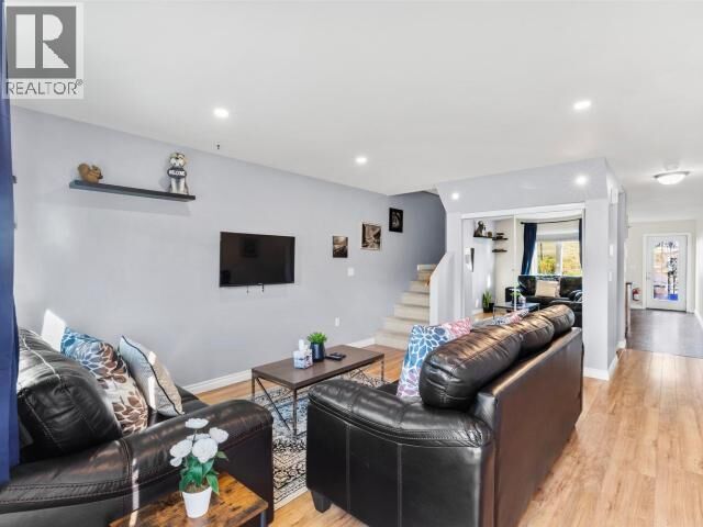 Property Photo: 3-1506 Centennial Street YT Y1A 3Z3