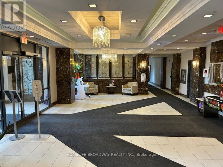 Property Photo:  376 Highway 7 East 511  ON L4B 0C7 