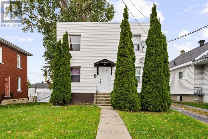 Property Photo: 331 Seventh Street East ON K6H 2R8