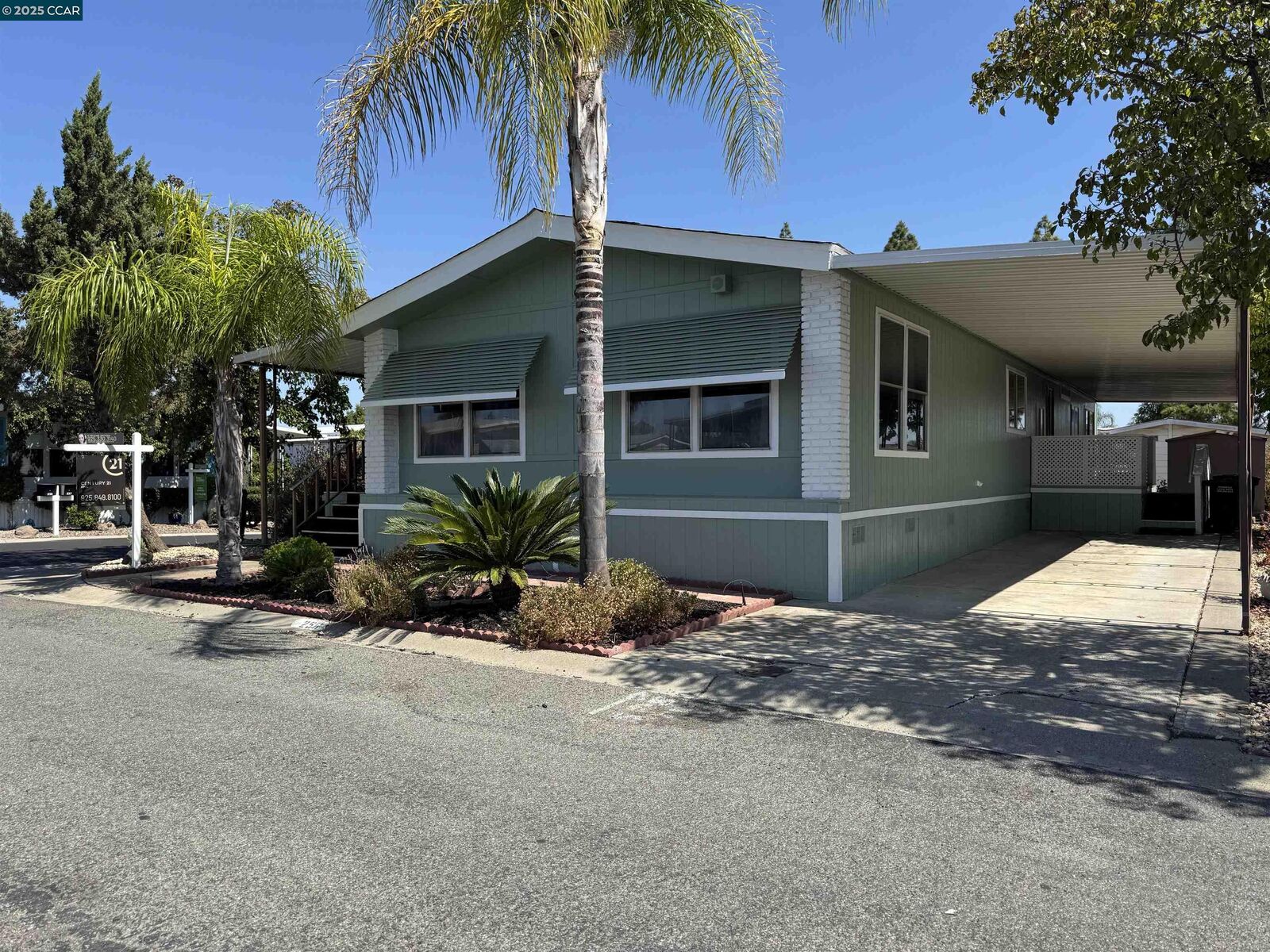 Property Photo: 256 Oahu Drive CA 94565