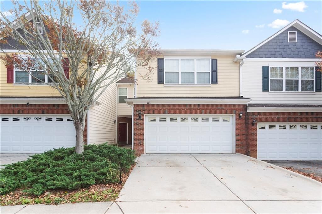Property Photo: 995 Treymont Way GA 30045