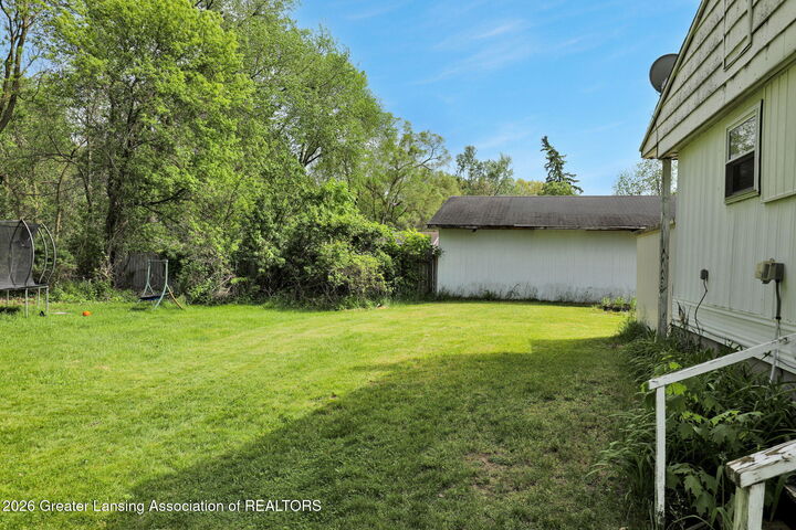 Property Photo:  613 S Main Street  MI 48866 
