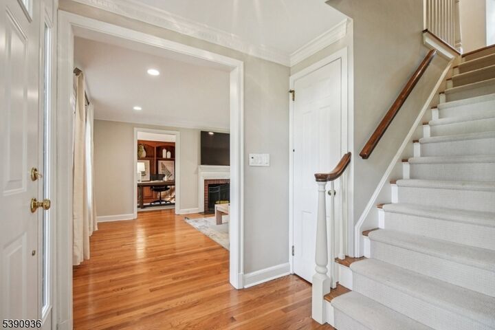 Property Photo:  80 Great Oak Drive  NJ 07078