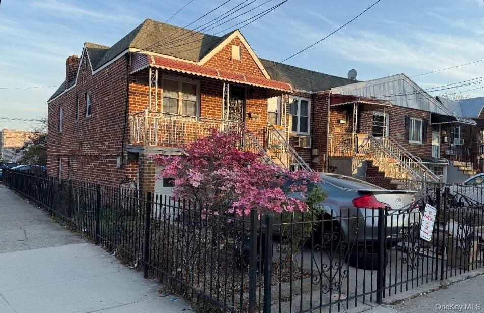 Property Photo:  2866 Philip Avenue  NY 10465 