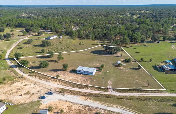 Property Photo:  15919 SE 108th Loop  FL 32179 