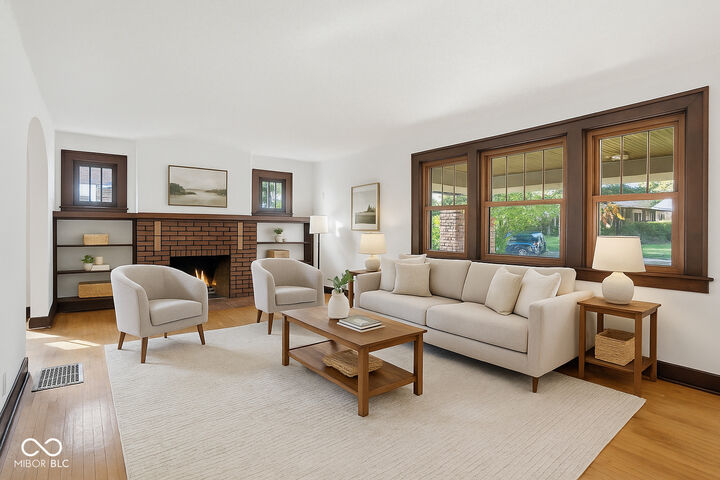 Property Photo: 961 N Audubon Road IN 46219