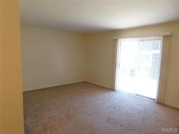 Property Photo:  6910 Colonial Woods 97  MO 63129