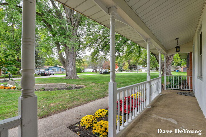 Property Photo:  3619 Diamond Drive  MI 49419 