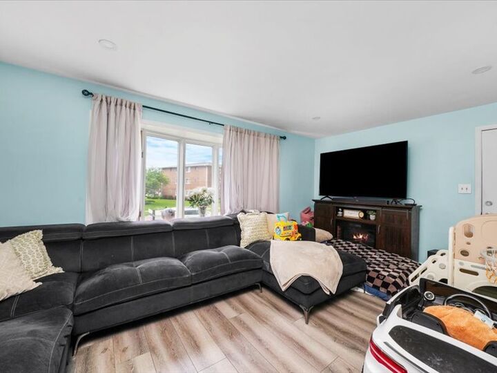 Property Photo: 10309 Parkside Avenue IL 60453