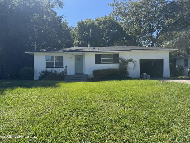 Property Photo:  6910 Cartier Circle  FL 32208 