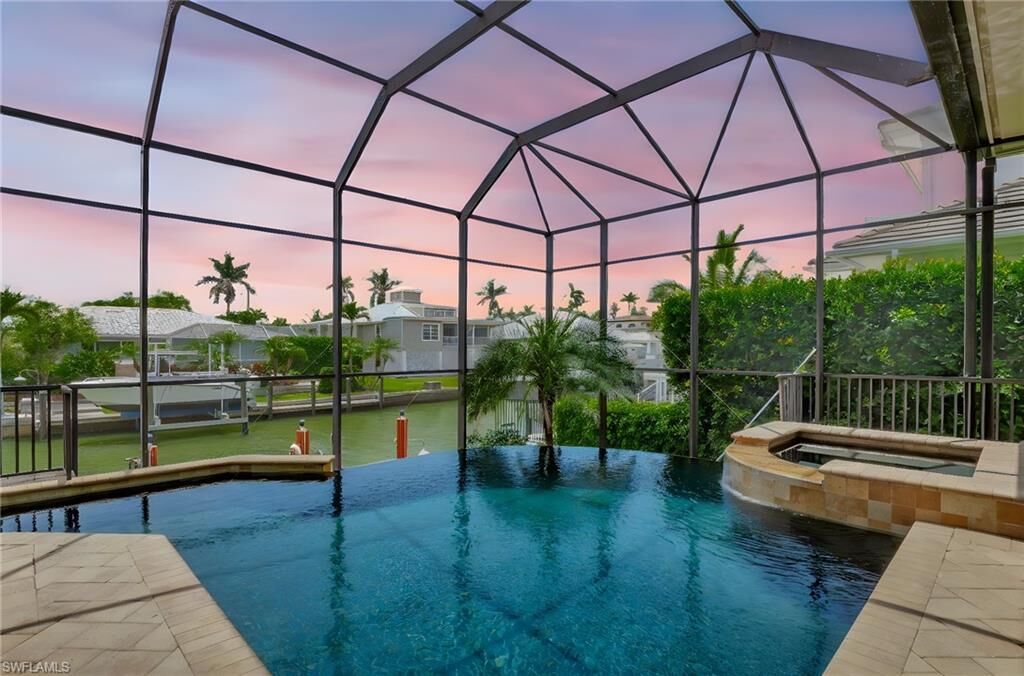 Property Photo: 1380 Marlin Dr FL 34102