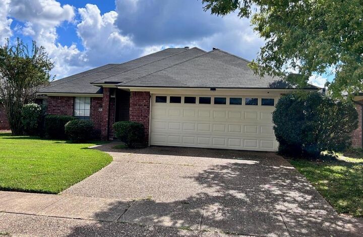 5910 Wildcrest Street  Bossier City LA 71111 photo