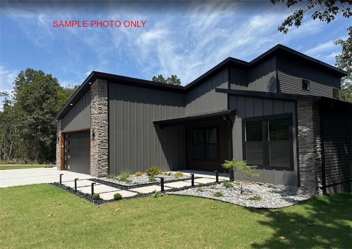 Property Photo: 11 Westerham Lane AR 72714