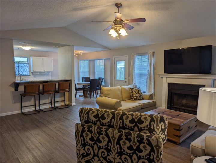 Property Photo:  1100 Tunbridge Drive  AR 72712 