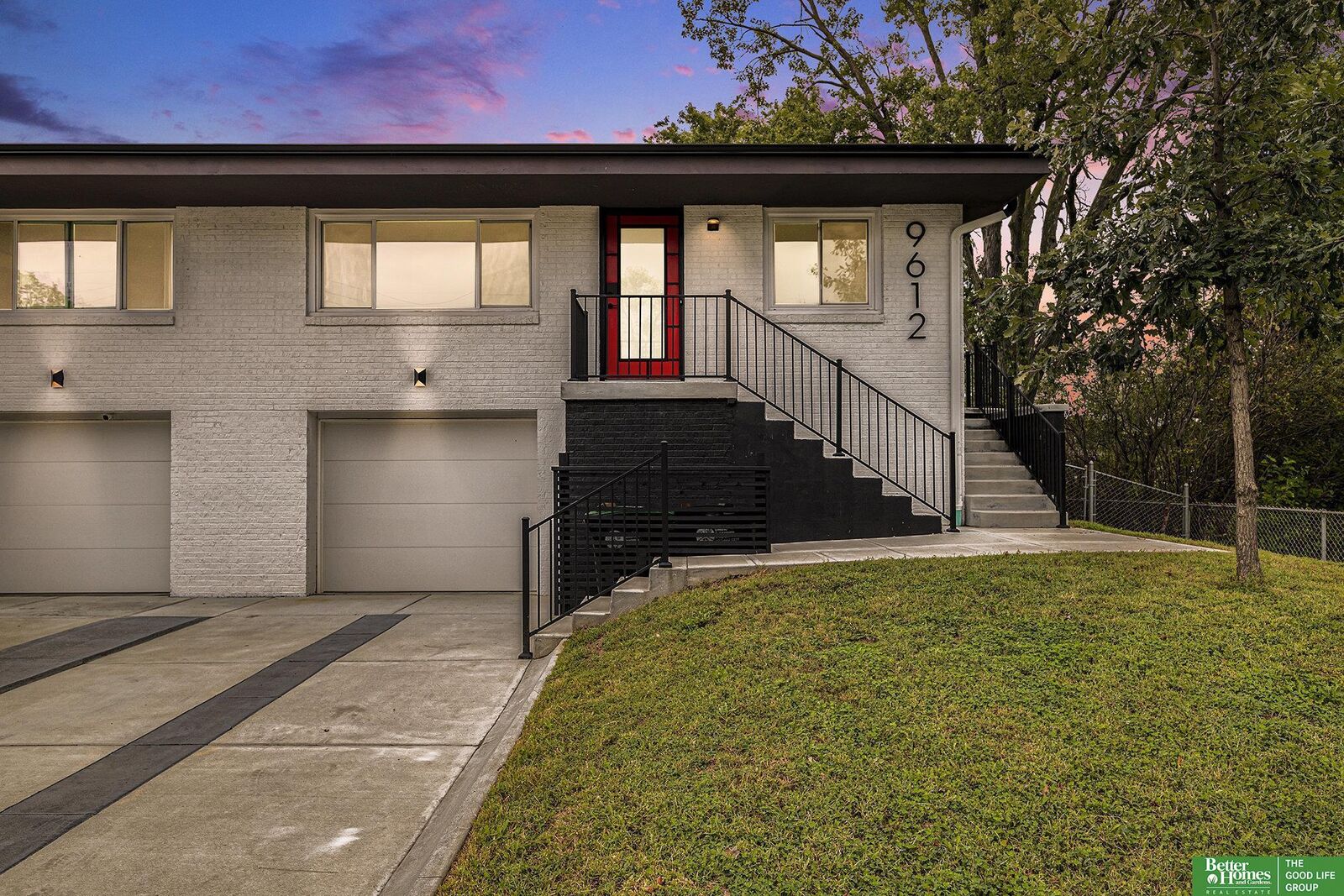 Property Photo: 9612 Maple Street NE 68134