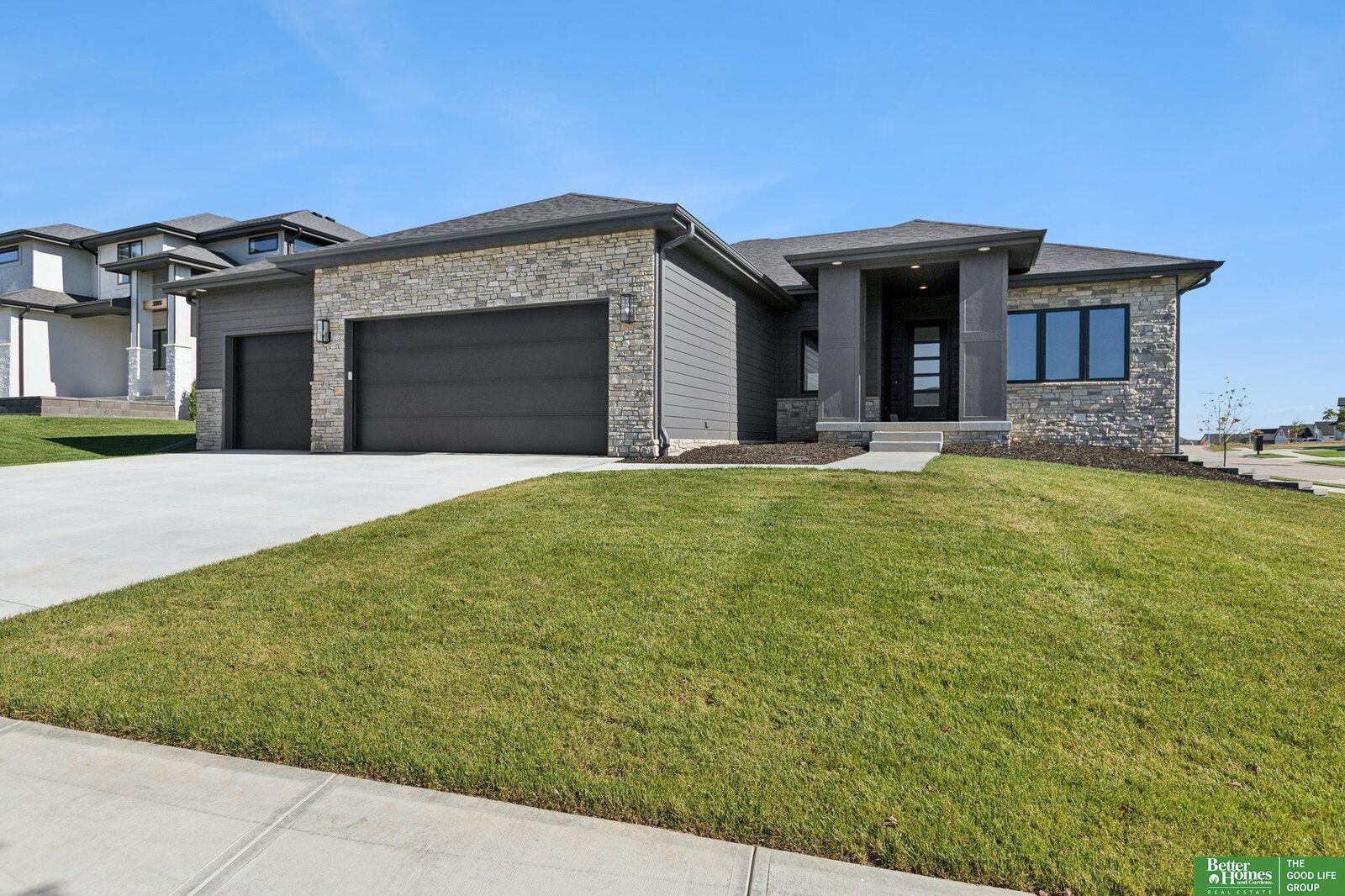 Property Photo: 3321 S 212th Street NE 68022