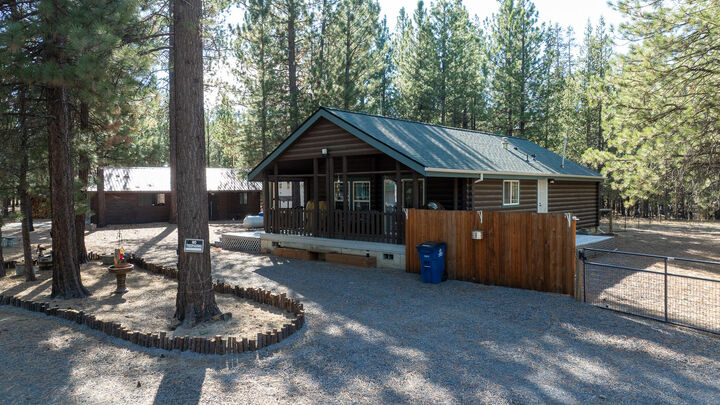 Property Photo: 14973 Ponderosa Loop OR 97739