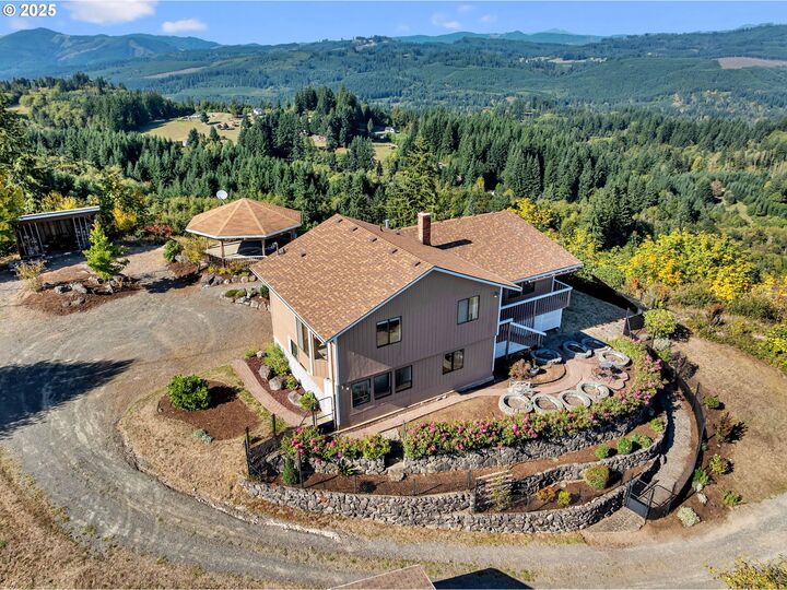 Property Photo: 18010 NE 391st St WA 98601