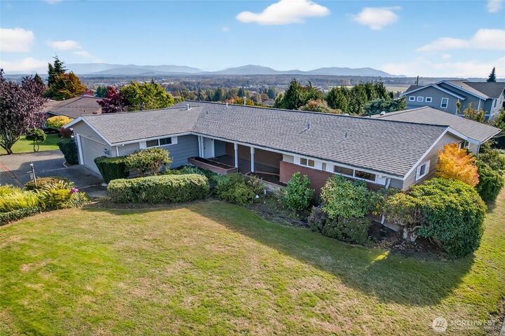 2493  Hilltop Road  Ferndale WA 98248 photo