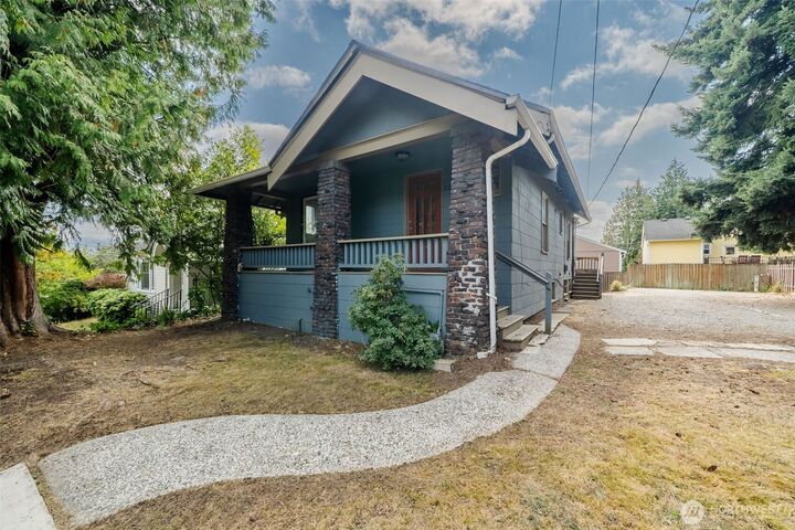 329 NE 51st Street  Seattle WA 98105 photo