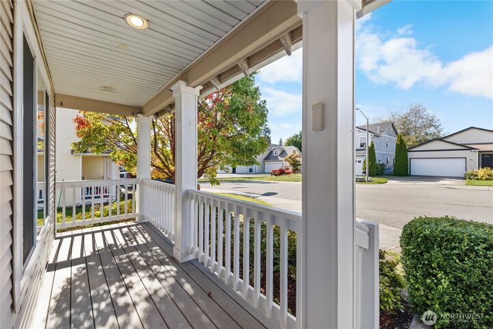 Property Photo: 44 SW Festival Street WA 98277