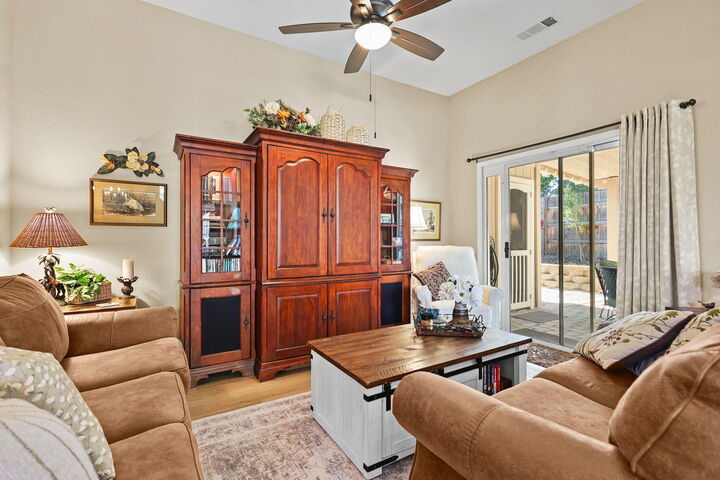 Property Photo:  1156 Golden Gate Trail  CA 96003