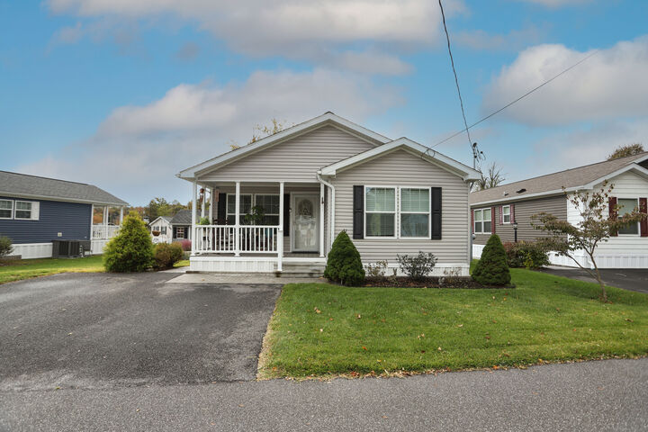 Property Photo:  31 Greenlawn Drive  CT 06810