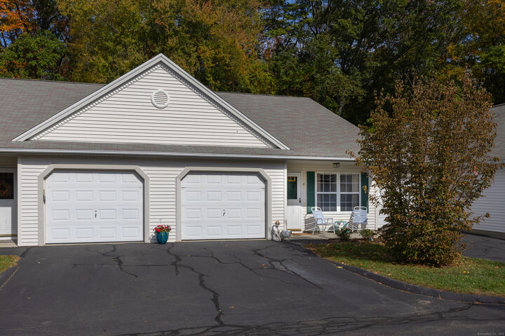 Property Photo:  150 Forest Road 6  CT 06461 