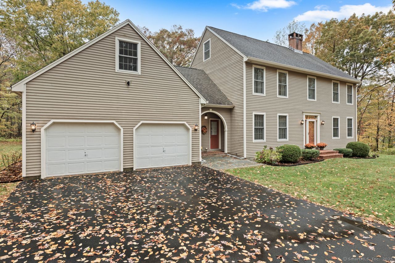 Property Photo: 82 Harvest Wood Lane CT 06441