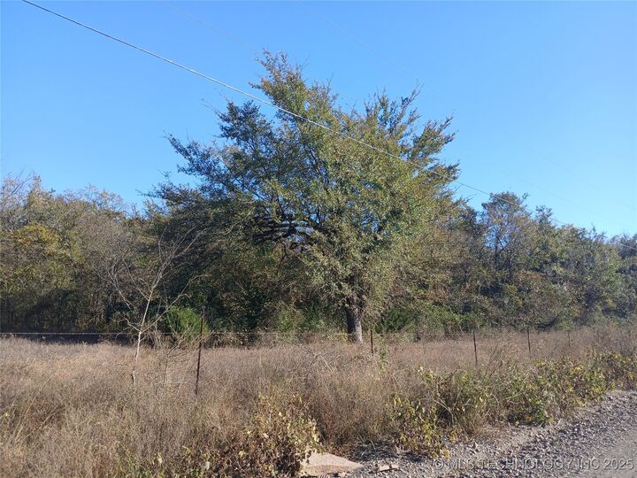 Property Photo:  12633 S 24 Street E  OK 74469