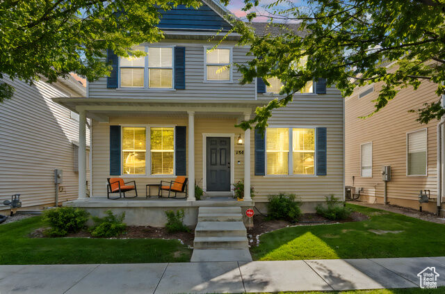 Property Photo: 1547 W Kinloch Way UT 84119