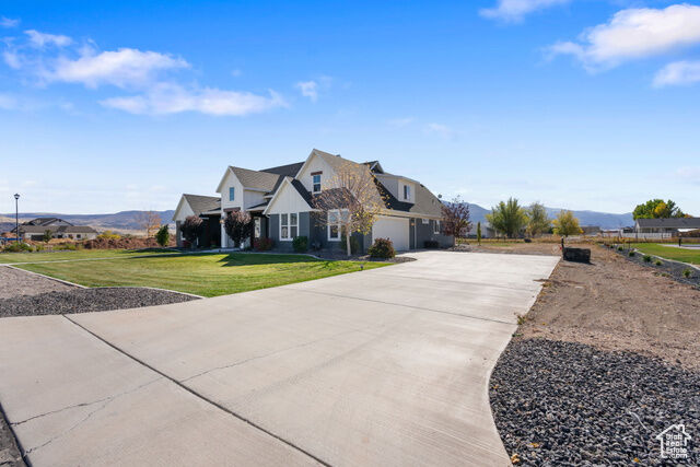 Property Photo: 471 W 2300 S UT 84701