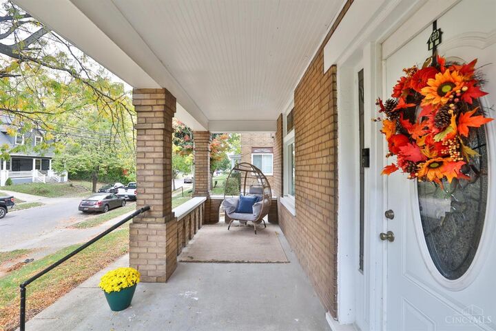 Property Photo: 1217 Carolina Avenue OH 45237