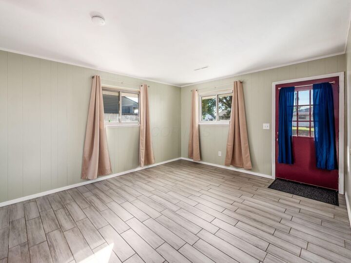 Property Photo:  884 Bruckner Road  OH 43207 