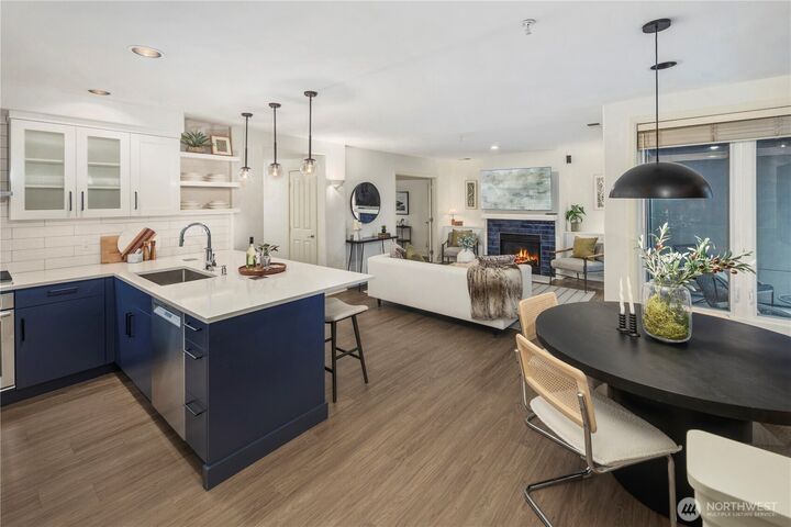 Property Photo:  225  4th Ave A209  WA 98033