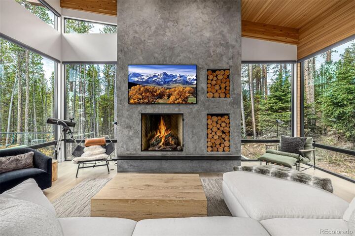 Property Photo:  735 Gold King Way  CO 80424 