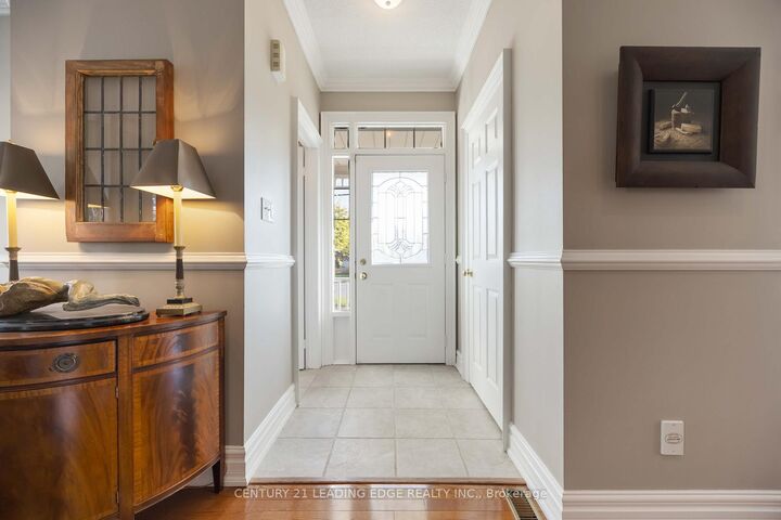 Photo de la propriété:  45 Bruce Creek Drive  ON L6C 2V8
