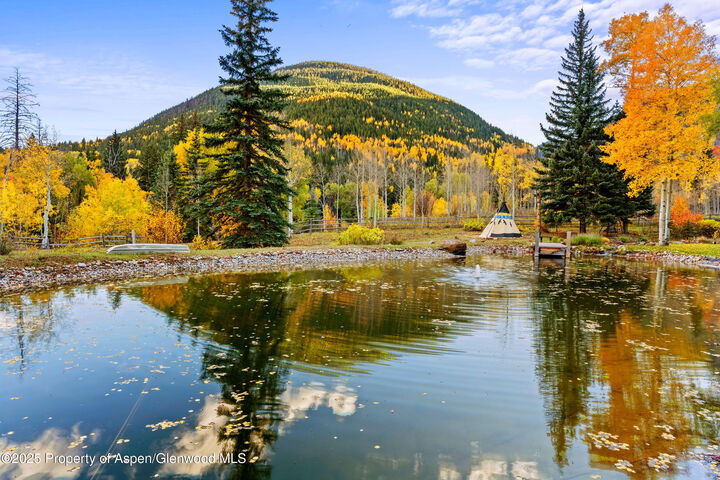 Property Photo:  10 Little Highlands Way  CO 81611