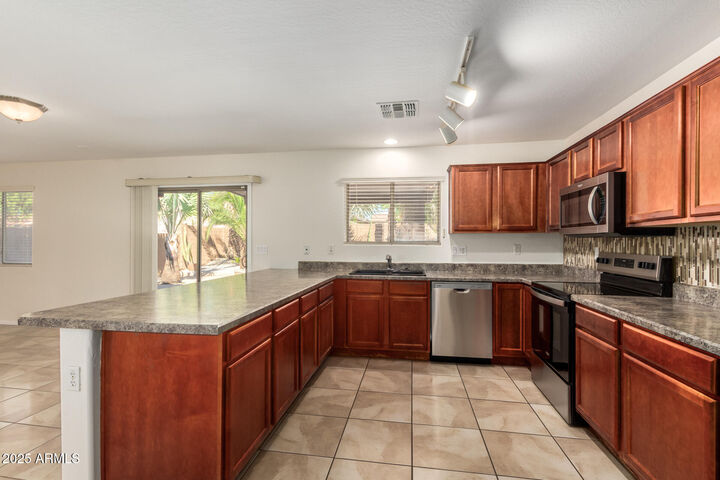 Property Photo: 7924 W Williams Street AZ 85043