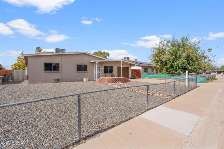 Property Photo:  15208 N 28th Avenue  AZ 85053 