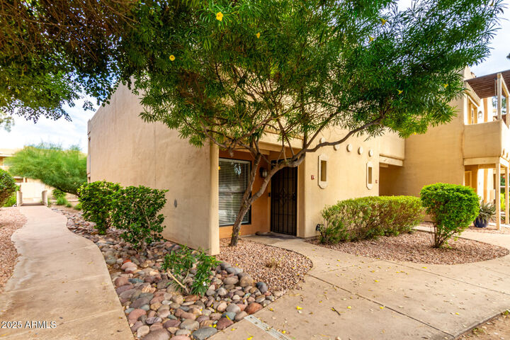 1425 E Desert Cove Avenue 15  Phoenix AZ 85020 photo