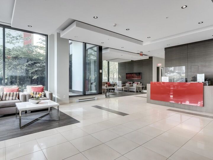 Property Photo:  6658 Dow Avenue 802  BC V5H 0C7