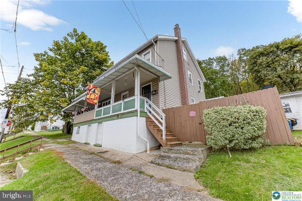 Property Photo: 260 E Abbott Street PA 18232