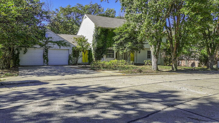 3209 Westcreek Cir  Columbia MO 65203 photo