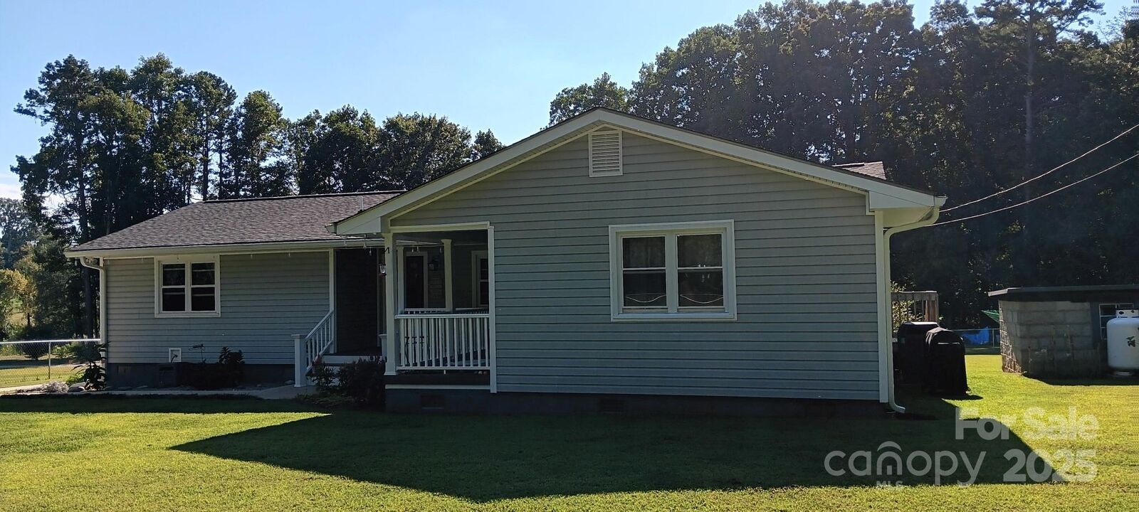 Property Photo:  240 Eldon Lane  NC 28144