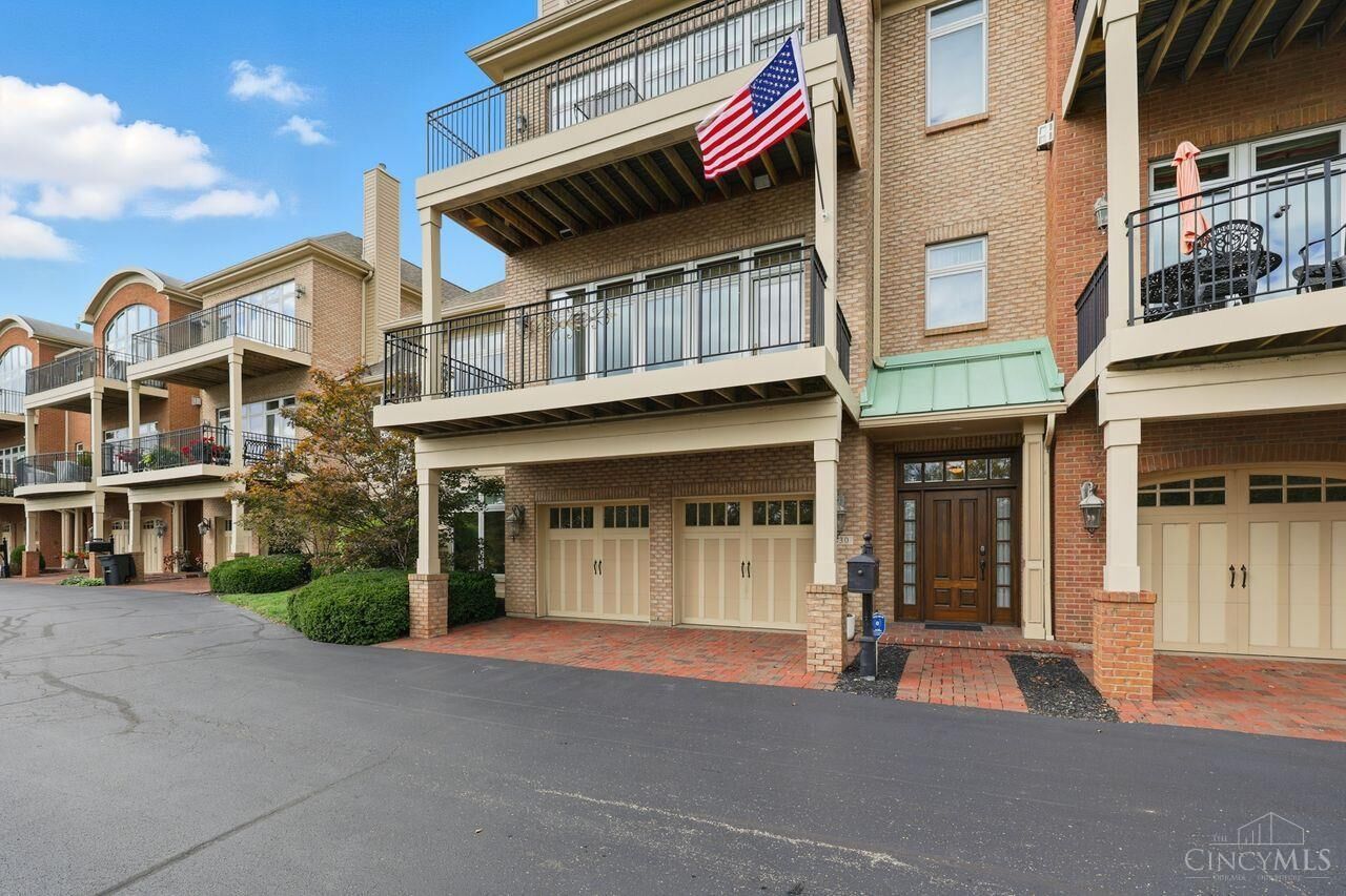 Property Photo:  1430 Riverside Drive  OH 45202