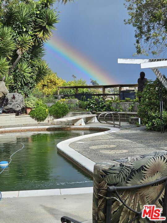 Property Photo:  1052 Tellem Dr  CA 90272