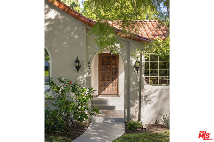 Property Photo:  4428 Kraft Ave  CA 91602