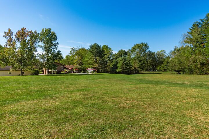 Property Photo: 4190 Johnstown Alexandria Road OH 43031